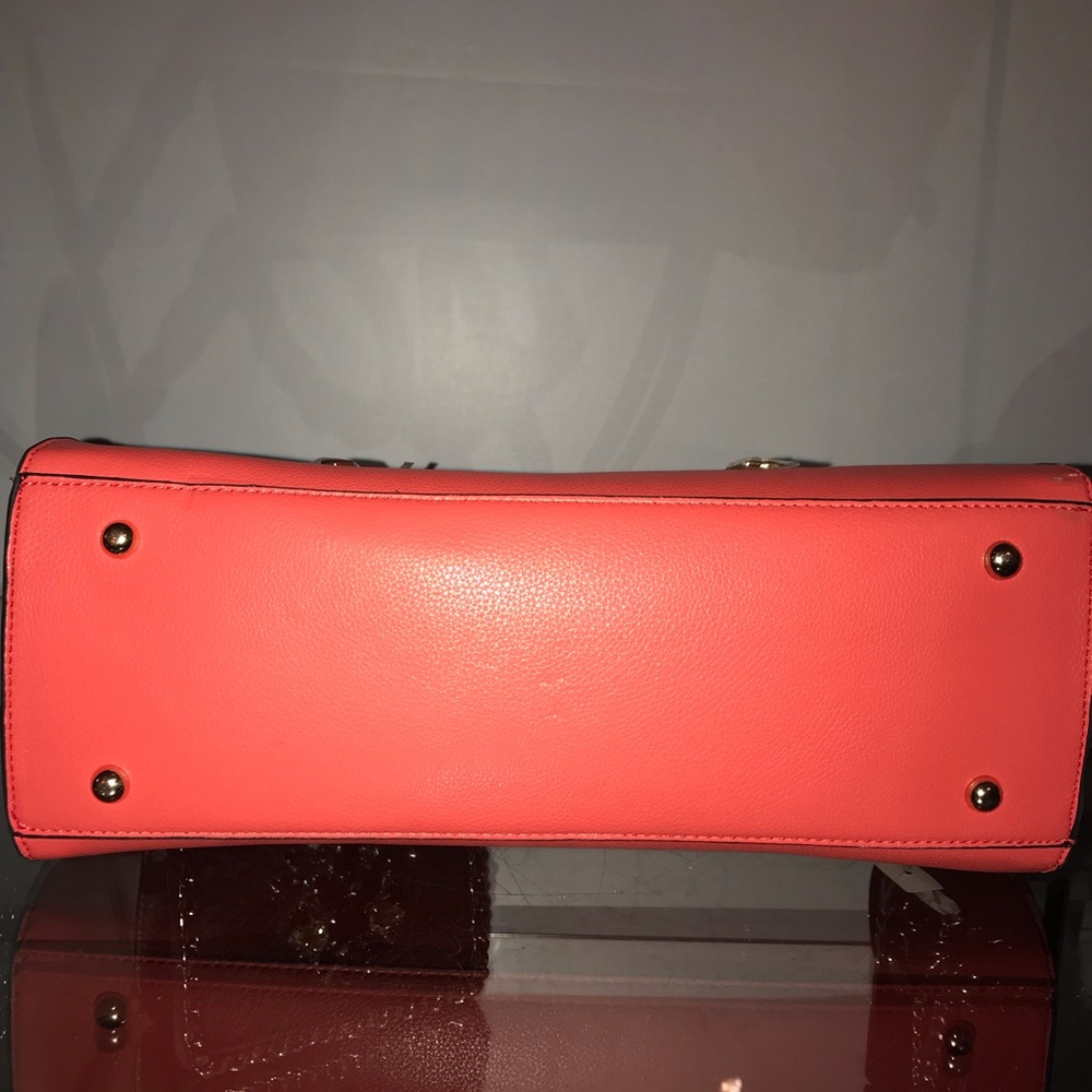 Ruby Collection Coral Classic Handbag - Picture 7 of 7